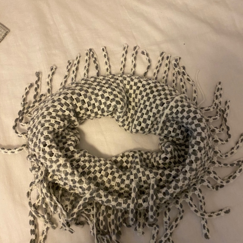 Scarf - Picture 2 of 2